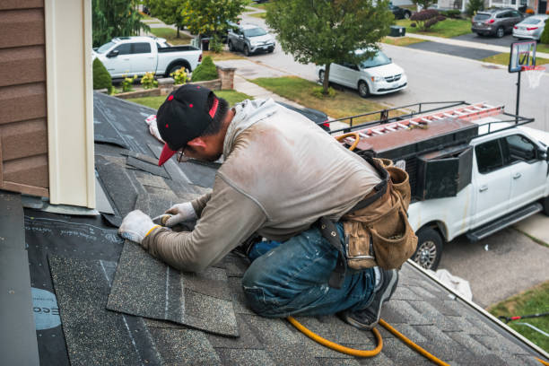 Professional Roofing technician working in Roseland, VA
